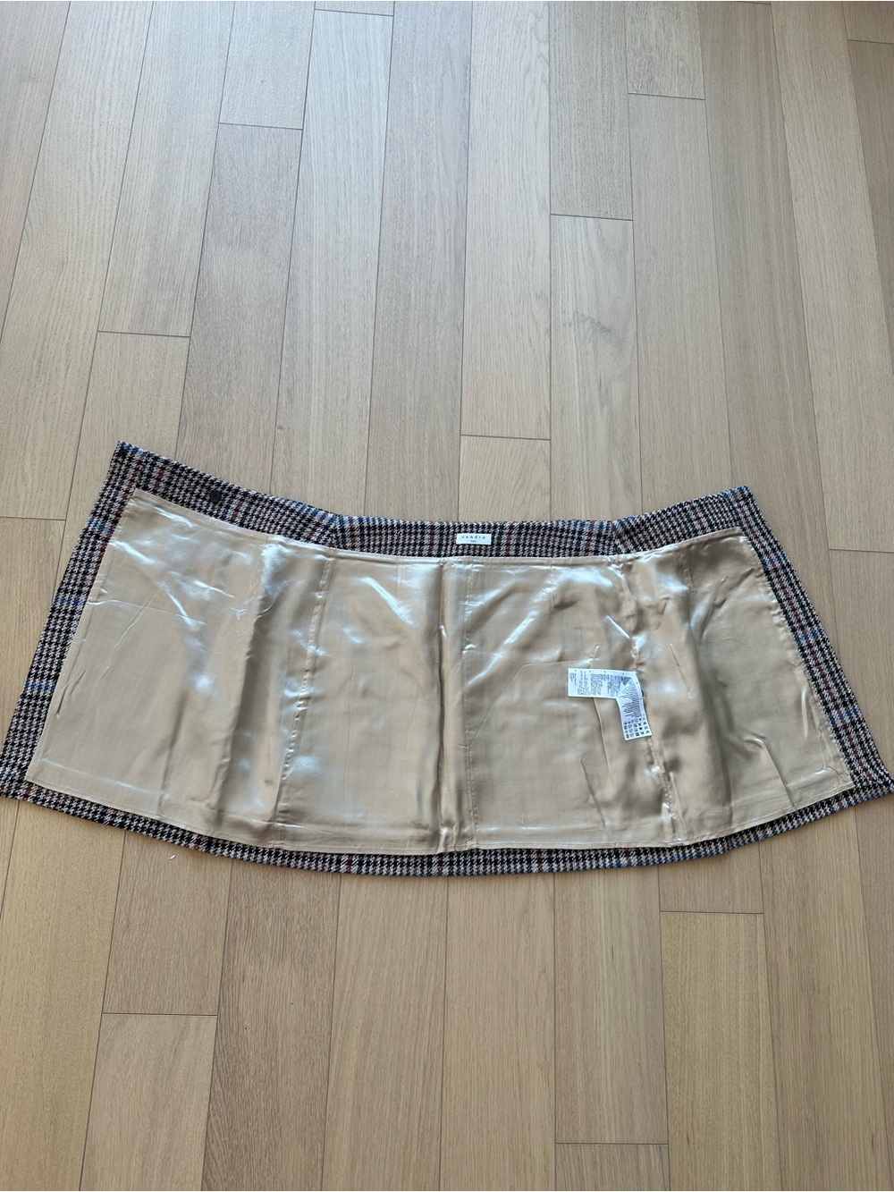 Sandro wrap mini skirt with gold hardware - Picture 5 of 8
